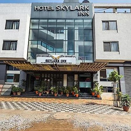 Fabhotel Skylark Inn Nashik Exterior photo