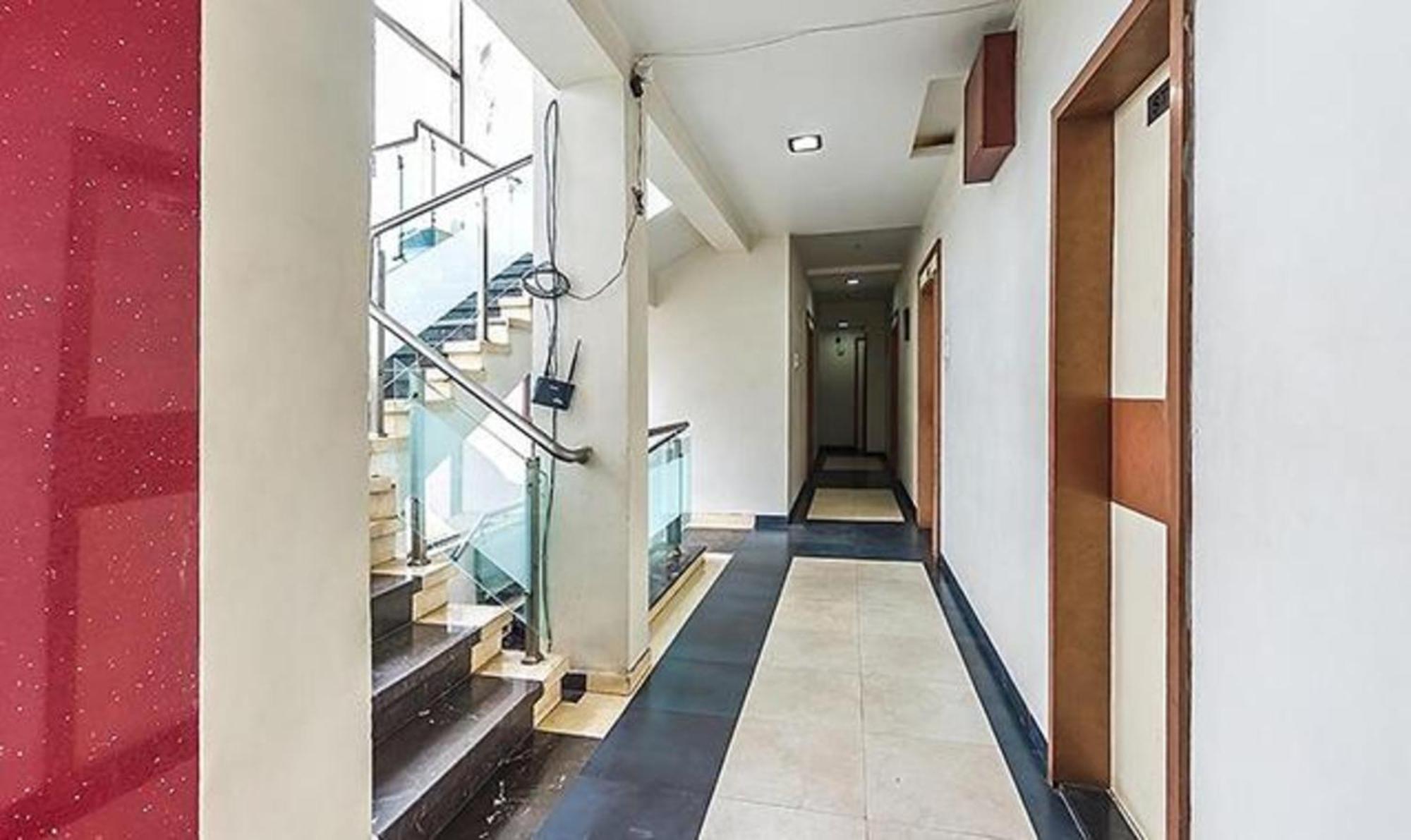 Fabhotel Skylark Inn Nashik Exterior photo
